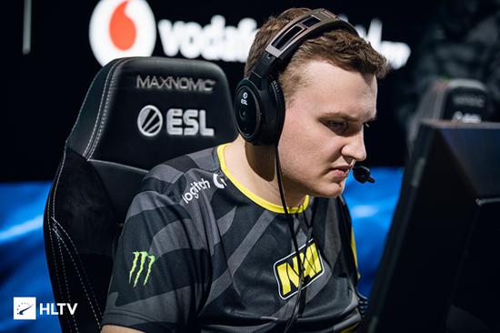 LOL选手因比赛行为遭重罚300万元